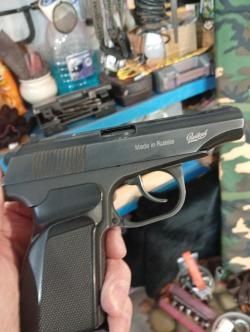 Пневматический пистолет иж мр 654к