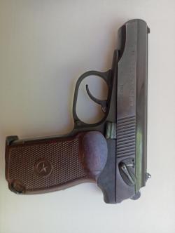 Пневматический пистолет Макарова 2002 года (ПМ, мр-654К) .