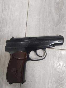 Пневматический пистолет Макарова