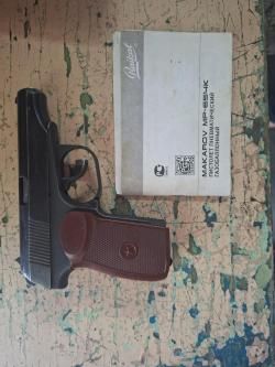 Пневматический пистолет MP-654 makarov