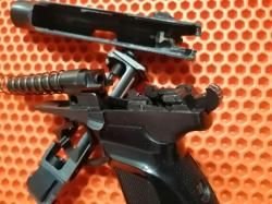 Пневматический пистолет МР- 654К. Макаров.