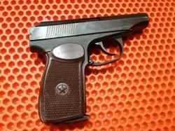 Пневматический пистолет МР- 654К. Макаров.