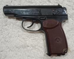 Пневматический пистолет Umarex Makarov ПМ, 4,5 мм, газобаллонный CO₂