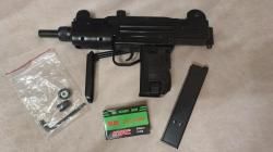 Пневматический пистолет-пулемет KWC (KMB-07HN) Submachine Gun 4.5 мм