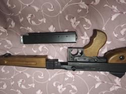 Пневматический пистолет-пулемет Umarex Legends M1A1 Thompson