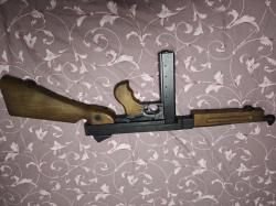 Пневматический пистолет-пулемет Umarex Legends M1A1 Thompson