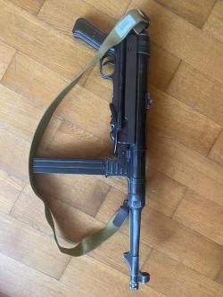 Пневматический пистолет-пулемёт Umarex Legends MP-40 German Legacy Edition