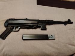 Пневматический пистолет-пулемет Umarex Legends MP40 German-Legacy Edition 4,5 мм