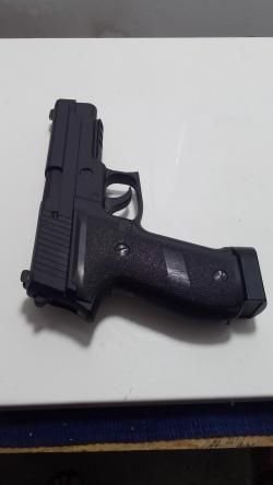 Пневматический пистолет Sig Sauer p 226 калибр 6 мм Со2 Blow Back