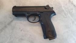 Пневматический пистолет Umarex Beretta Px4 Storm