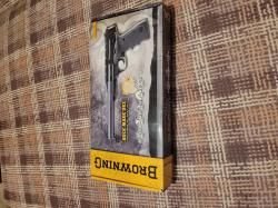 Пневматический пистолет Umarex Browning Buck Mark URX 4.5 мм