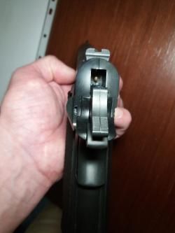 Пневматический пистолет Umarex Colt Government 1911 A1 4.5 мм (пулевой)