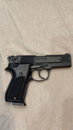 Пневматический пистолет Umarex Walther CP88