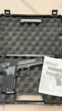 Пневматический пистолет Umarex Walther CP88