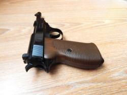 Пневматический пистолет Umarex Walther P38 4.5 мм, новый, с комплектом. Blow Back.