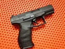 Пневматический пистолет Umarex Walther PPQ (пулевой).