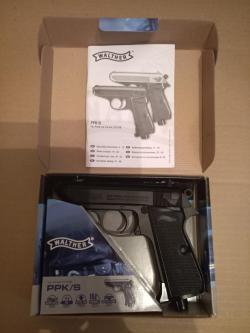 Пневматический пистолет WALTHER PPK/S (Umarex). 