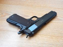 Пневматический пистолет Gletcher Colt CLT 1911 4.5 мм (Blowback). С комплектом.