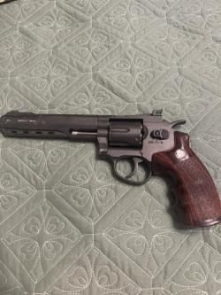 Пневматический револьвер Borner Super Sport 702 (3Дж, металл, с картриджами 6шт) кал.4.5 м