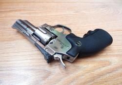 Пневматический револьвер Dan Wesson 2.5 silver. ASG. С комплектом. В идеале. Красавец!!!