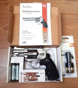 Пневматический револьвер Dan Wesson 2.5 silver. ASG. С комплектом. В идеале. Красавец!!!