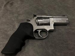 Пневматический револьвер Dan Wesson 715 2,5
