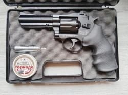 Револьвер Gamo R-77 Combat 4