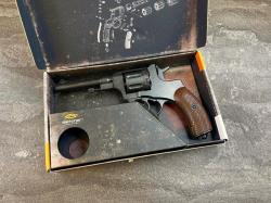 Пневматический револьвер Gletcher NGT A Silver 6 мм (Глетчер Наган, страйкбол, CO2)