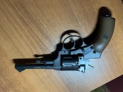 Пневматический револьвер Gletcher NGT