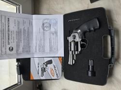 Пневматический револьвер Gletcher SW R25