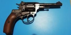 Пневматический револьвер наган (Gletcher)