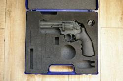 Пневматический револьвер Umarex Smith and Wesson 586-4 4,5 мм