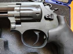 Пневматический револьвер Umarex Smith and Wesson 586 (S&W)