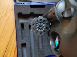 Пневматический револьвер Umarex Smith and Wesson 586 (S&W)