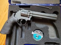 Пневматический револьвер Umarex Smith and Wesson 586 (S&W)