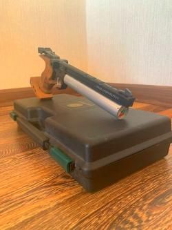 Пневматический спортивный пистолет Steyr LP50 Black PCP (биатлонный, 4.5 мм)
