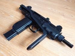 Пневматический UZM от Gletcher с шикарным комплектом. Новый в идеале. Blowback.