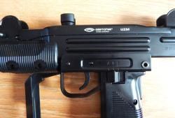 Пневматический UZM от Gletcher с шикарным комплектом. Новый в идеале. Blowback.