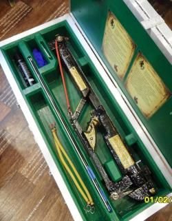 Подводный роллер арбалет стимпанк в кейсе.