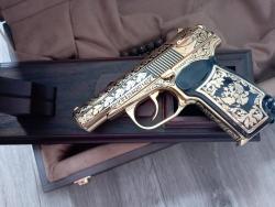 Позолоченный пистолет Макарова охолощенный &quot;Герб РФ