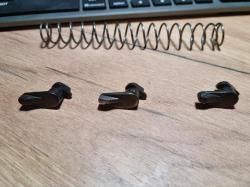 Предохранители красные ПМ и кобуры ТТ