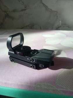 Прицел калиматоиный