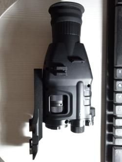 Цифровой прицел ночного видения Henbaker CY789