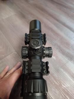 Прицел Vector Optics Mustang 1-4-30