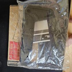 Складной приклад MAGPUL ZHUKOV-S для карабинов АК/Сайга 