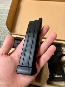 Продается СТРАЙКБОЛЬНЫЙ ПИСТОЛЕТ WE HI-CAPA 5.2R (COLT 1911) GREEN GAS (BLOW BACK)