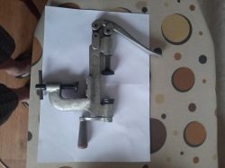 продам -закрутка настольная, ручная 12: 16 и 20 калибров