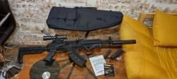 Продам AK1 full auto crosman Куплен в том году как подарок Настрел 6 магазинов Причина пр