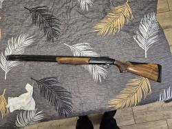 Продам Benelli 828U Blak