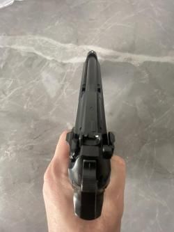Продам Beretta 92 KWC
